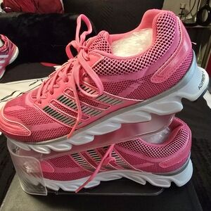 Adidas Women's Vibrant Pink Athletic Shoes